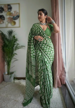 WOMEN GREEN HAND BLOCK BAGRU PRINT MULMUL SAREE