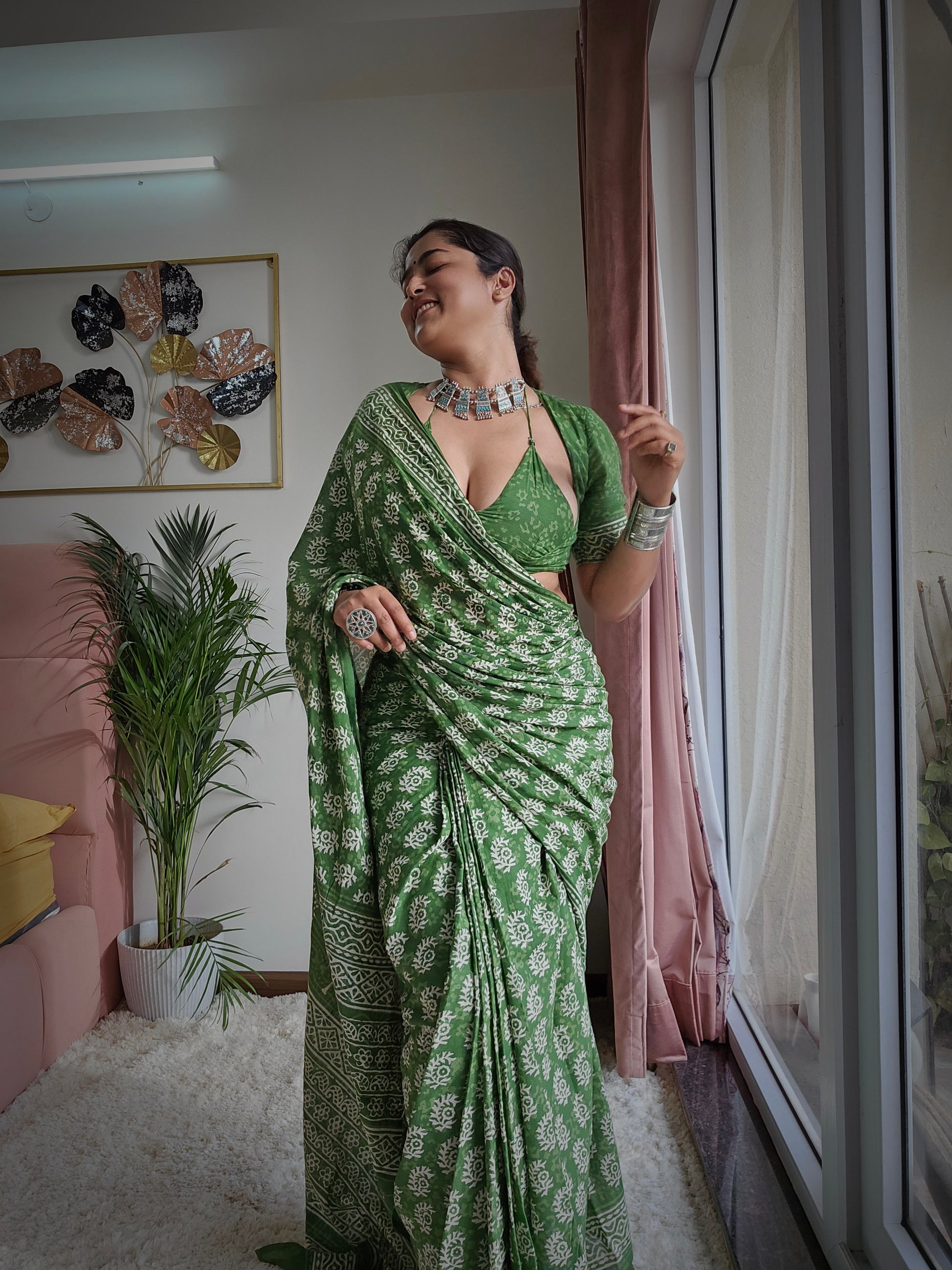 WOMEN GREEN HAND BLOCK BAGRU PRINT MULMUL SAREE