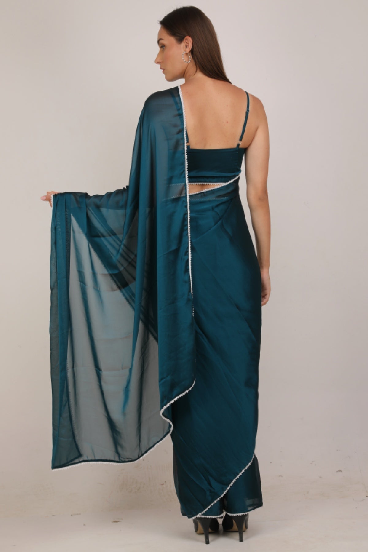 WOMEN TEAL PRE STITCHED SAREE