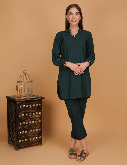 WOMEN BOTTLE GREEN KURTI WITH PANT