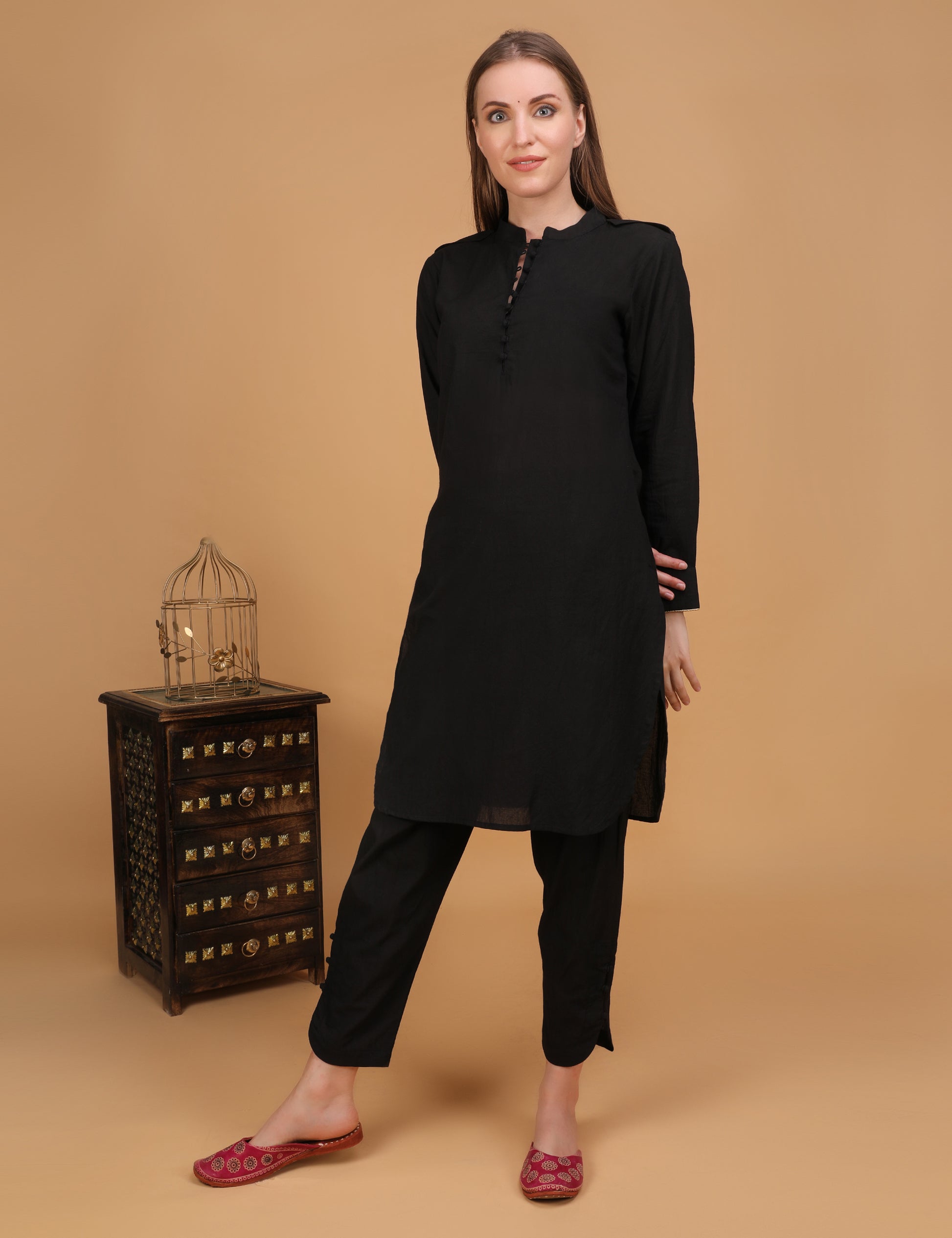 WOMEN BLACK KURTI WITH PANT